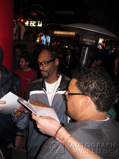 Snoop Dogg autograph