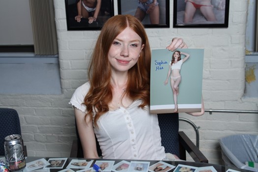 Sophia Mae autograph