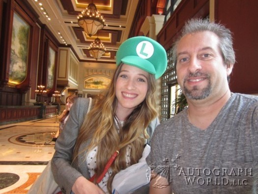 Sophie Lowe autograph