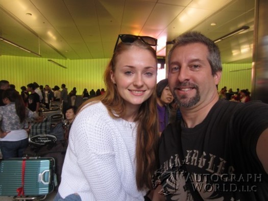 Sophie Turner autograph