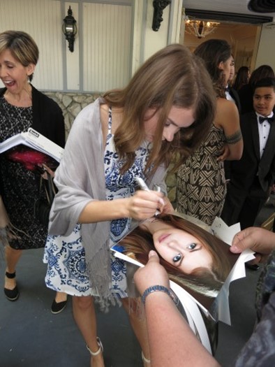 Stephanie Janusauskas autograph