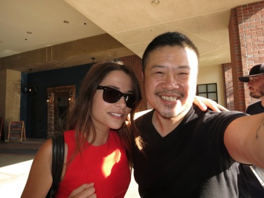 Stephanie Leonidas autograph