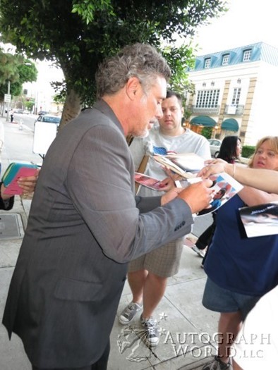 Steven Bauer autograph