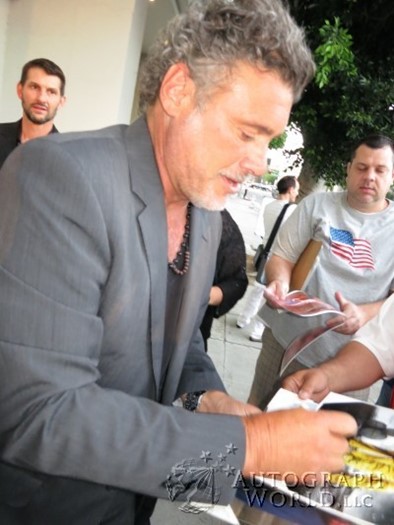 Steven Bauer autograph