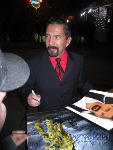 Steven Michael Quezada autograph