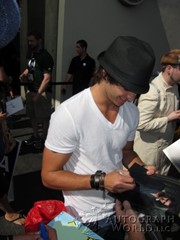 signing photo