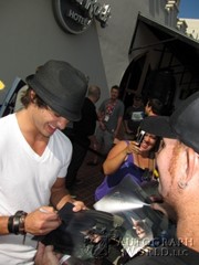 signing photo