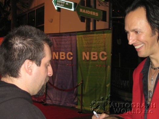 Steve Valentine autograph