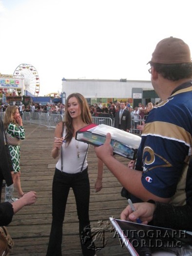 Summer Glau autograph
