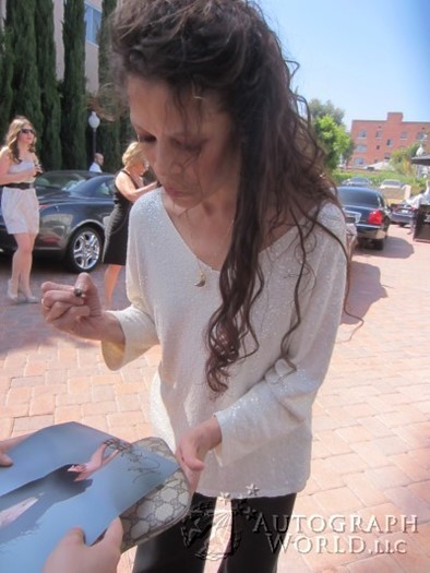 Tai Babilonia autograph