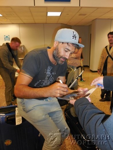 Taika Waititi autograph