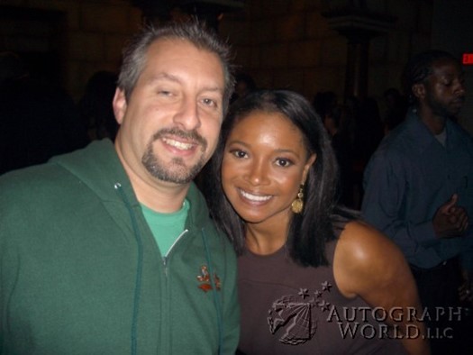 Tamala Jones autograph