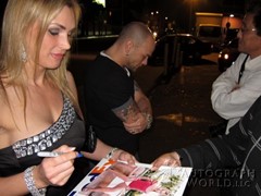 signing photo