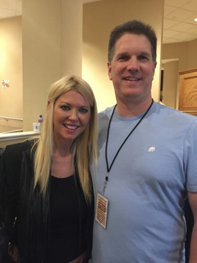 Tara Reid autograph