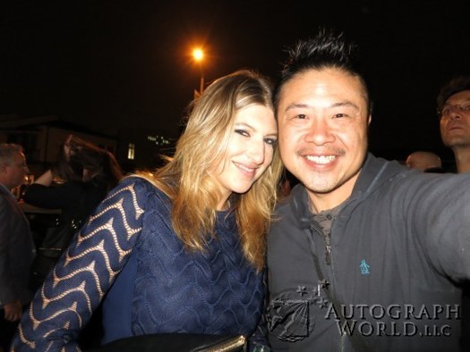 Tara Summers autograph