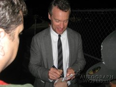 signing photo