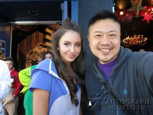 Temera Melek autograph