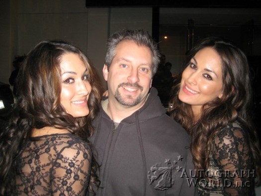 The Bella Twins autograph