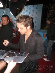 signing photo