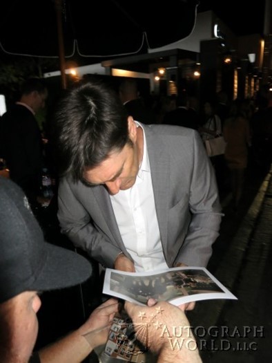 Thomas Gibson autograph