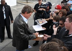 signing photo