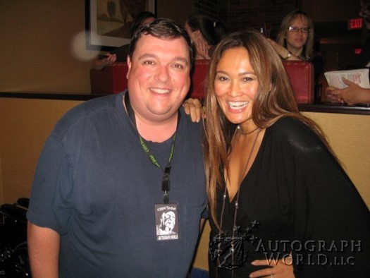 Tia Carrere autograph