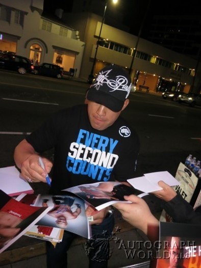 Tito Ortiz autograph