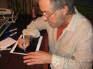 Tobe Hooper signing proof