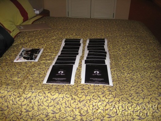 Tobe Hooper autograph