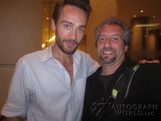 Tom Mison autograph