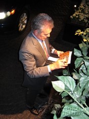signing photo