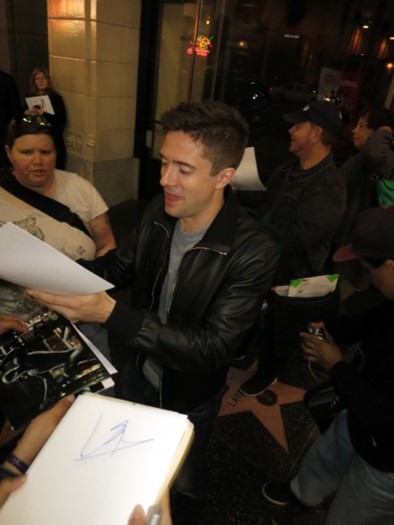 Topher Grace autograph