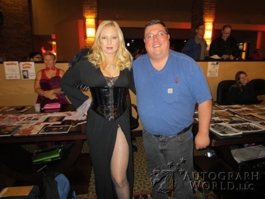 Traci Lords autograph