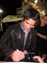 signing photo