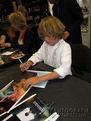 signing photo