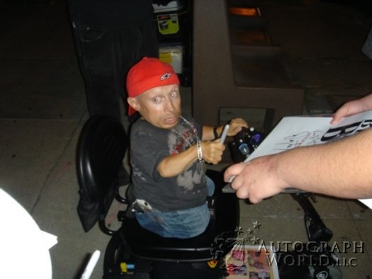 Verne Troyer autograph