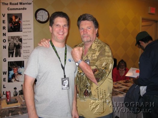 Vernon Wells autograph