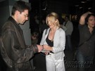 Victoria Pratt signing proof