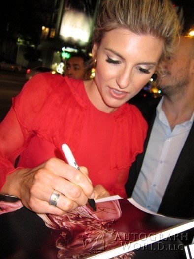 Viva Bianca autograph