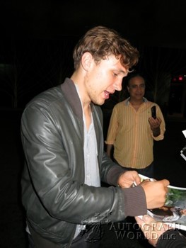 William Moseley autograph