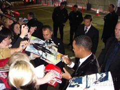 signing photo