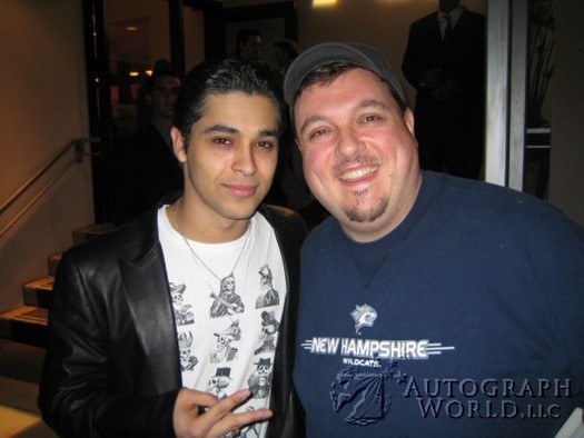 Wilmer Valderrama autograph