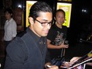 Wilmer Valderrama signing proof