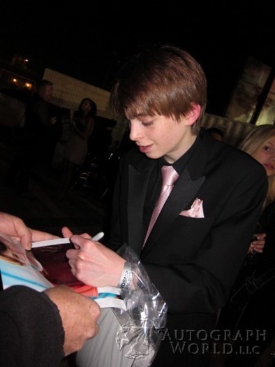 Zachary Gordon autograph