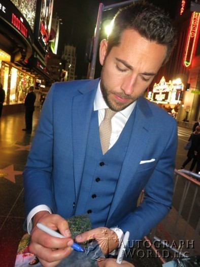Zachary Levi autograph