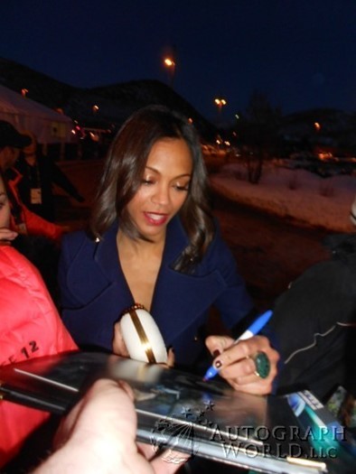 Zoe Saldana autograph