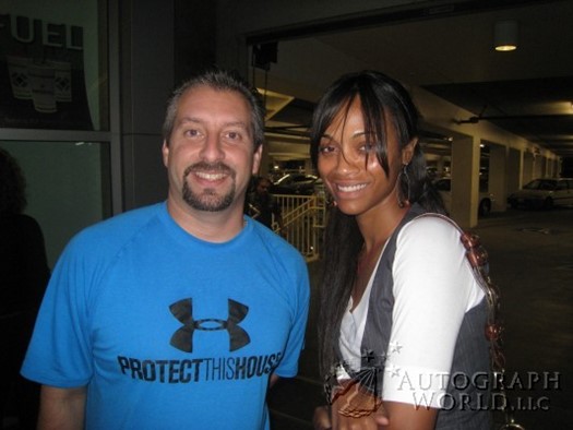 Zoe Saldana autograph