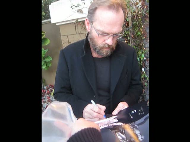 Hugo Weaving